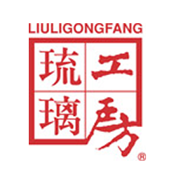 glass studio devoted to artistic Chinese glassware